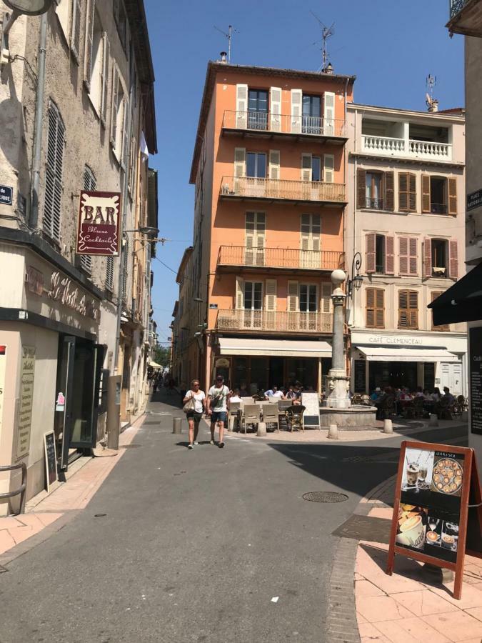 Sleep In Antibes City Center Lägenhet Exteriör bild